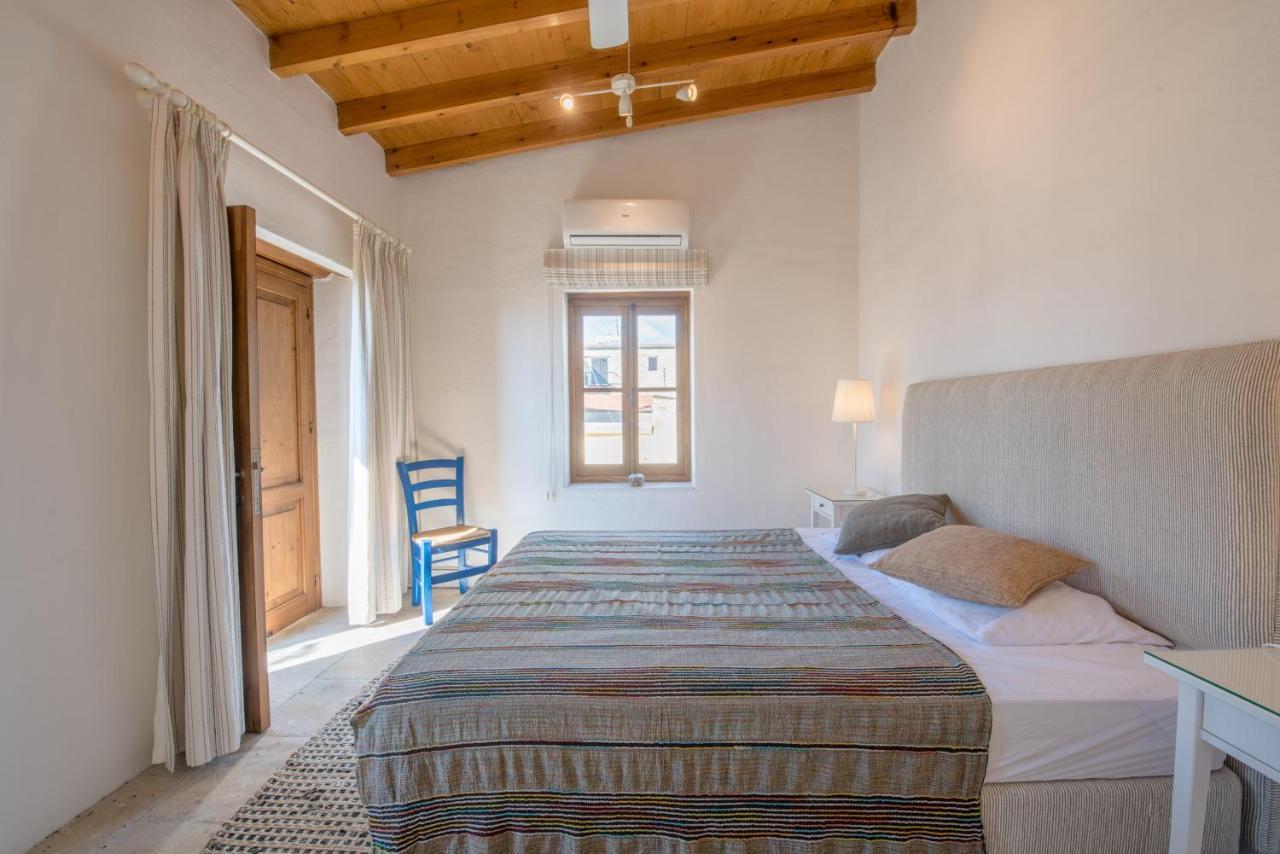 The Carob Tree Villa - Rustic Luxury Home With Access To Pool And Restaurant Larnaca Esterno foto